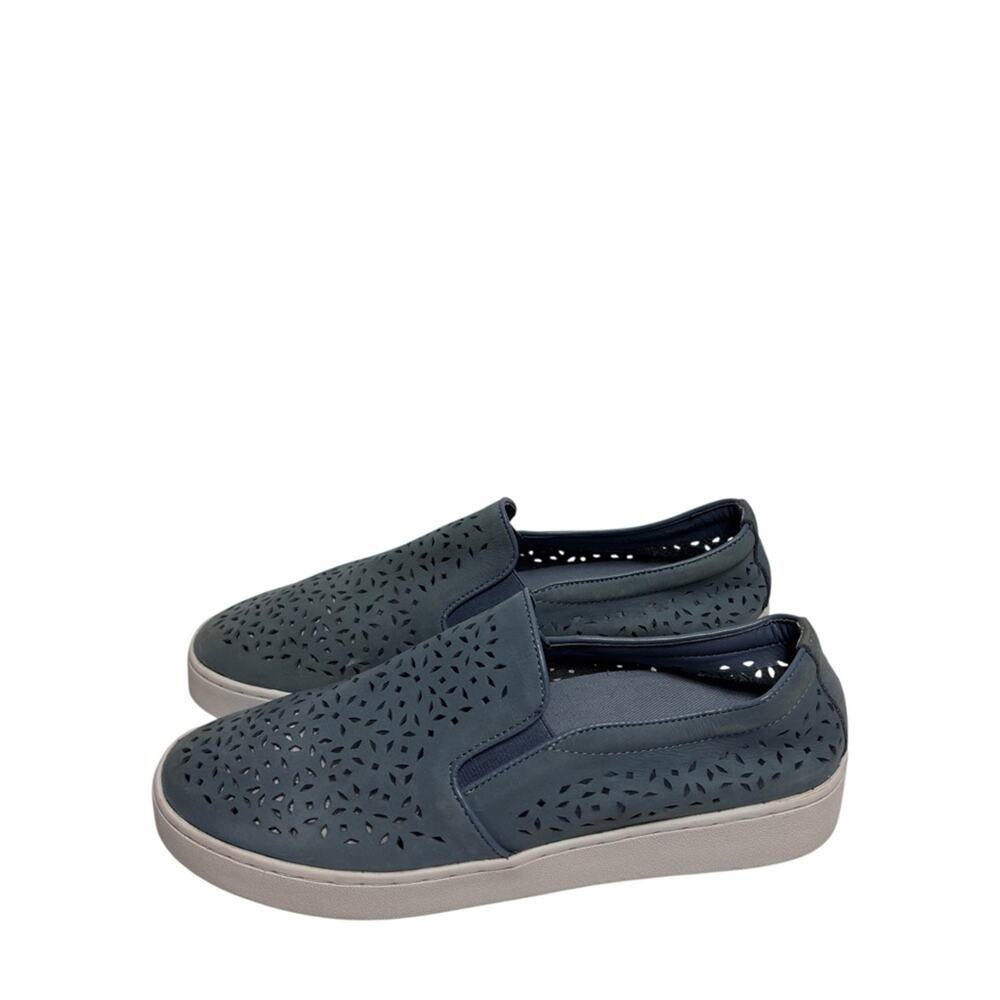 VIONIC WOMEN'S MIDI PERF LIGHT BLUE WHITE PULL ON WOMEN SNEAKERS SHOE SIZE 8